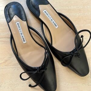 Manolo Blahnik Lambskin Bow Ballerina Mules